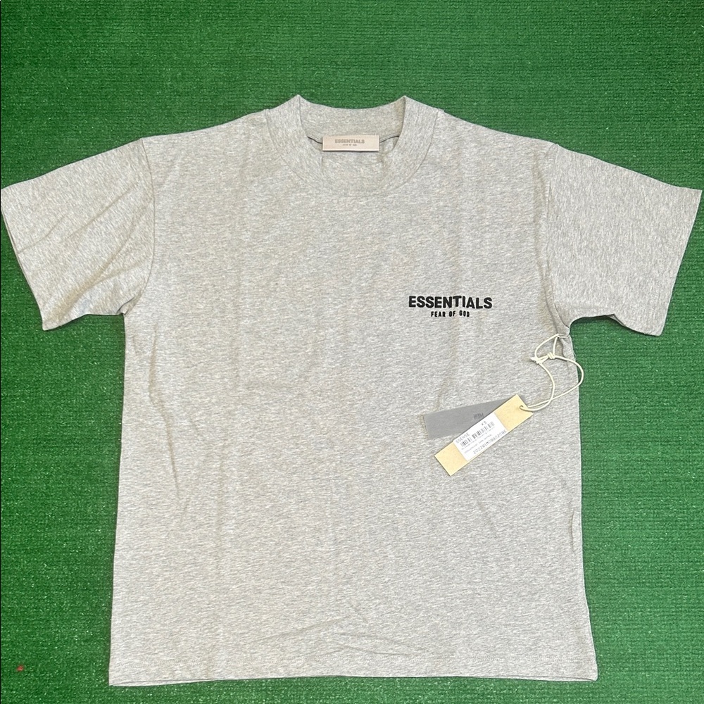 Fear of god essentials dark oatmeal tee size XS